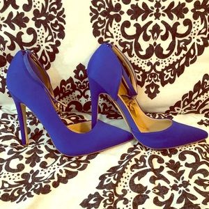 JustFab Pointed Toe Locket Pumps (size 11)